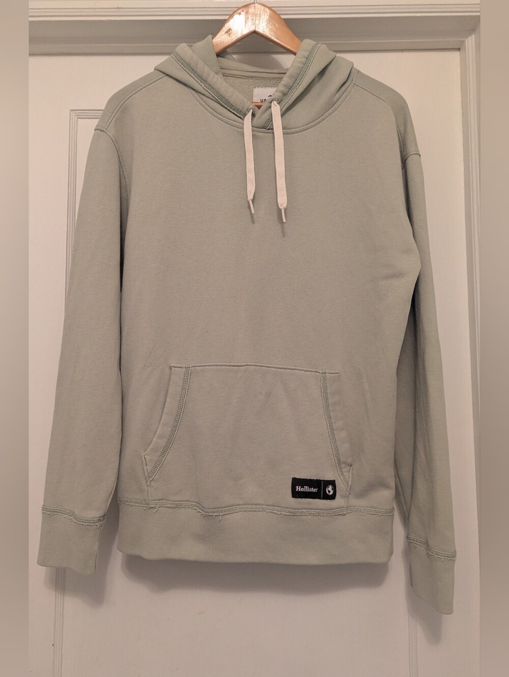 Hollister Unisex Sage Green Kangaroo Pocket Hoodie Sweatshirt Embroidered Logo